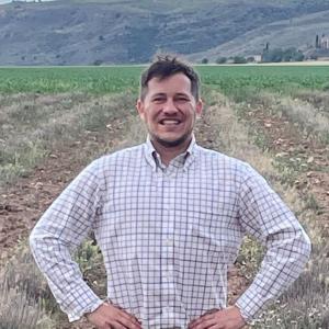 Headshot of Eli Bobrowich