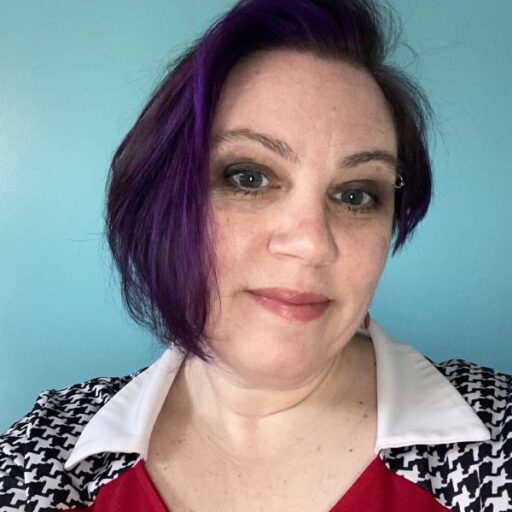 Nancy Lyons Headshot