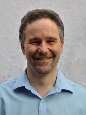 Eric Weiss Headshot